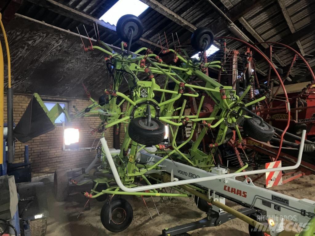CLAAS VOLTO 1300 T Pöyhimet ja haravat