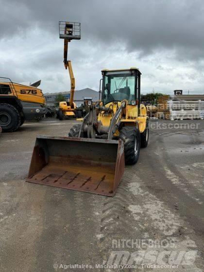 Volvo L 30 B Pyöräkuormaajat