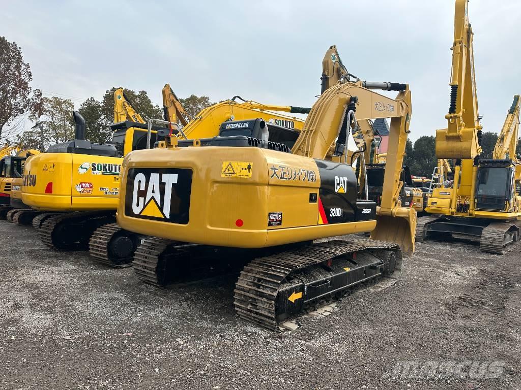 CAT 320 D2 Telakaivukoneet
