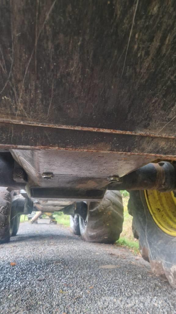 John Deere 1470 D Harvesterit