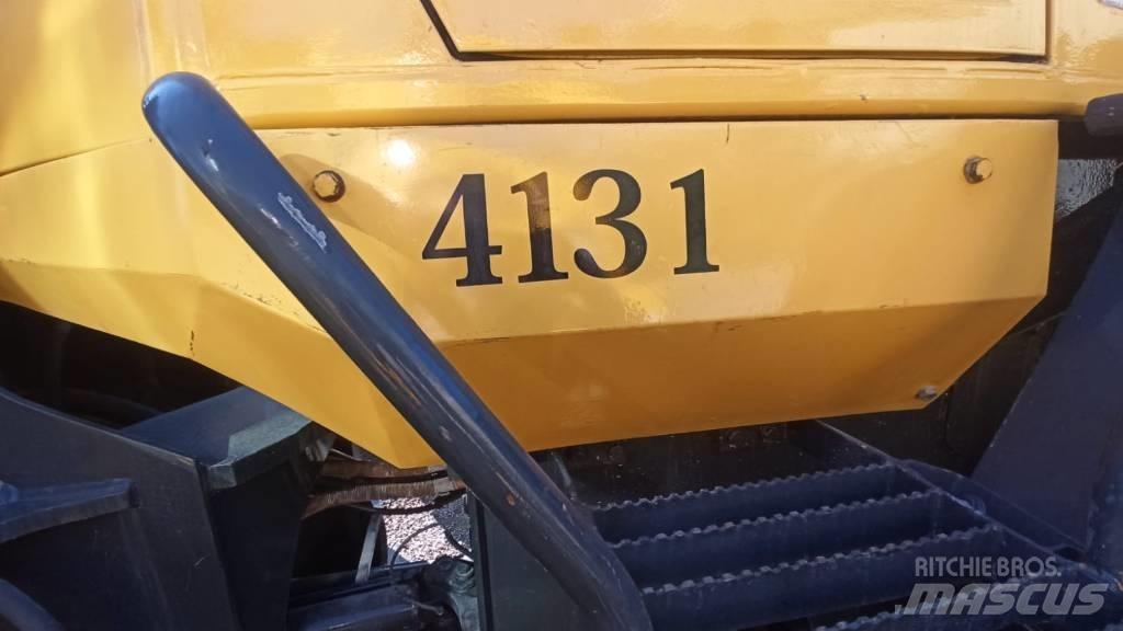 Komatsu WA250PZ-5 Pyöräkuormaajat