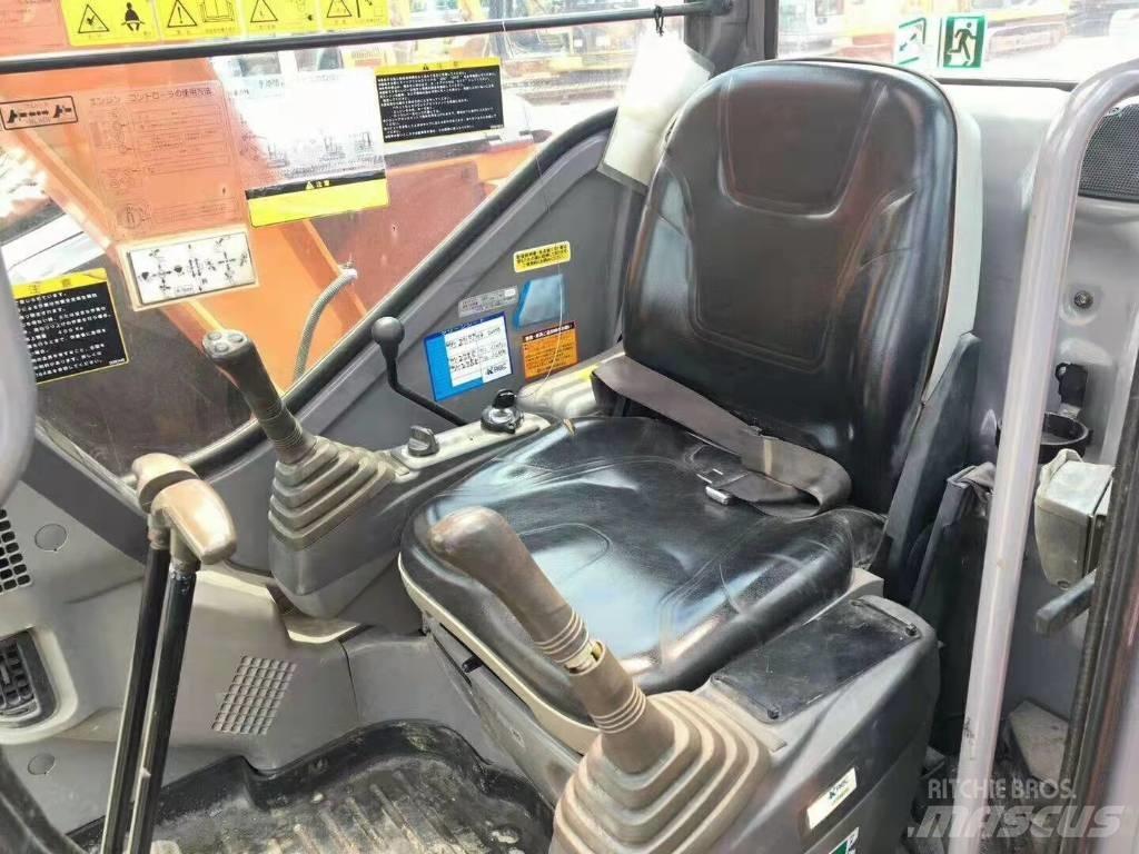 Hitachi ZX75 Telakaivukoneet
