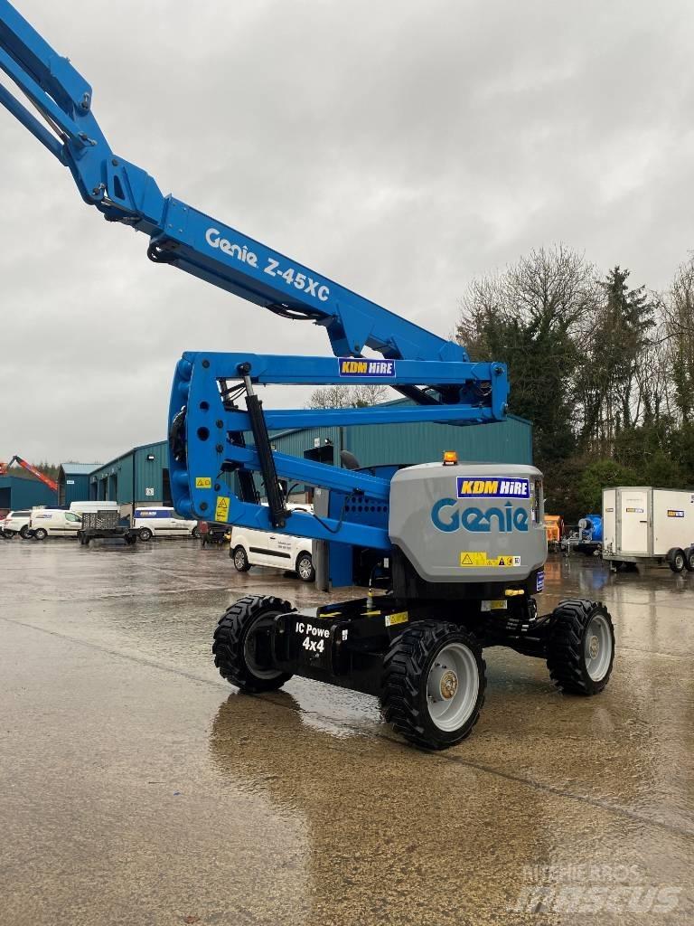 Genie Z 45 Kuukulkijat