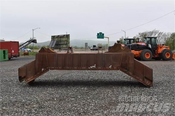 CAT D8N Puskulevyt