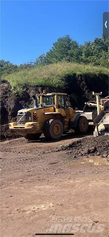 Volvo L120F Pyöräkuormaajat