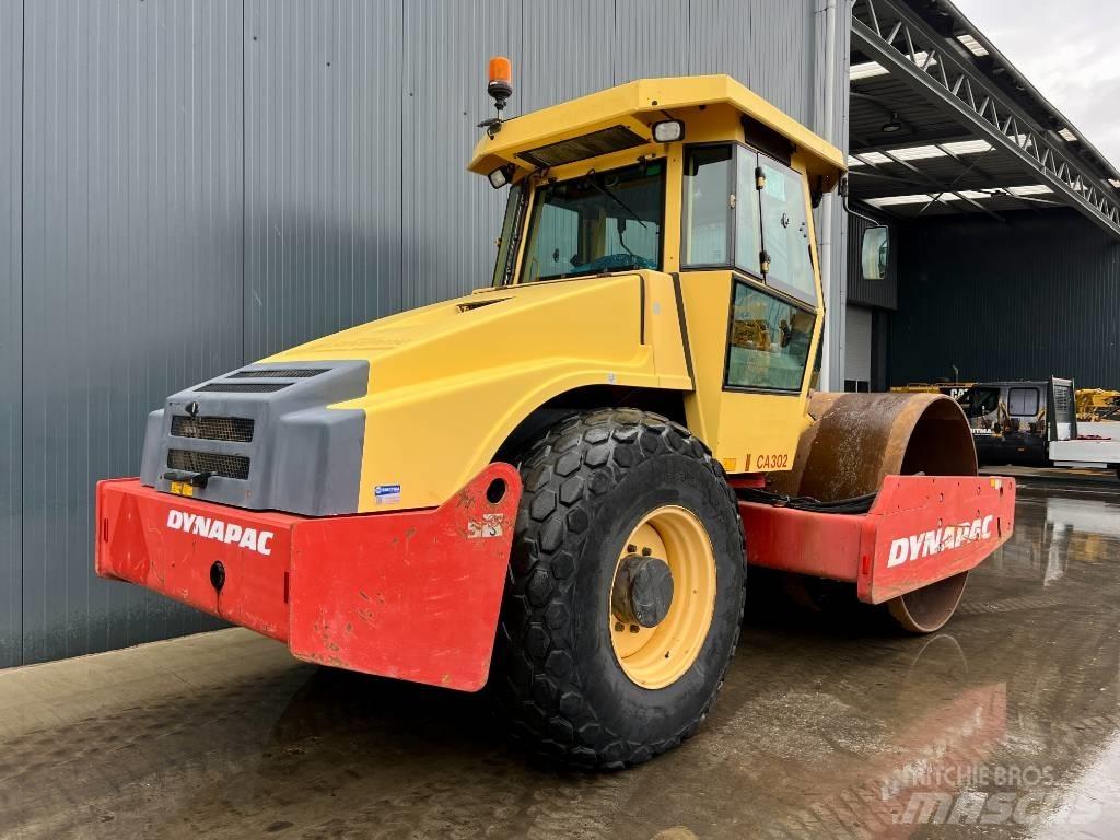 Dynapac CA302D Yksivalssijyrät