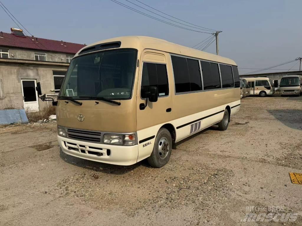 Toyota Coaster Bus Minibussit
