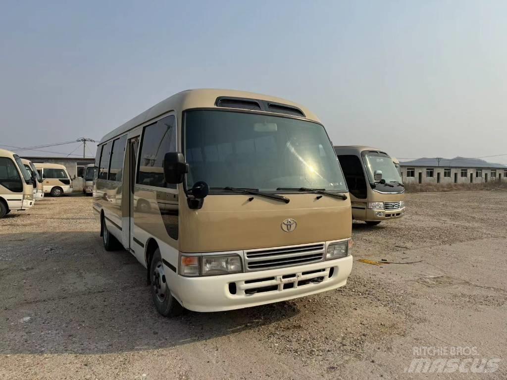 Toyota Coaster Bus Minibussit