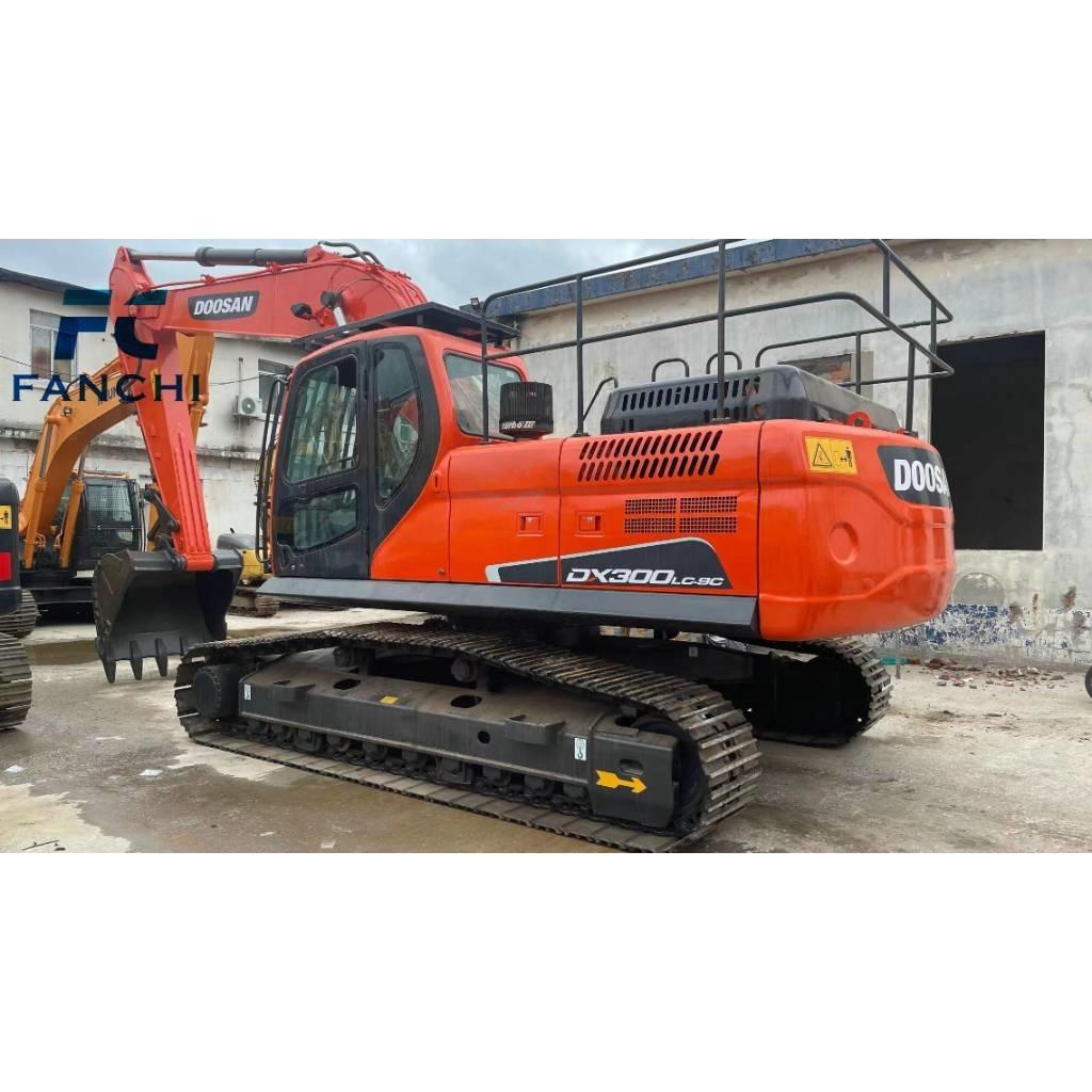 Doosan DX 300 LC LR Telakaivukoneet