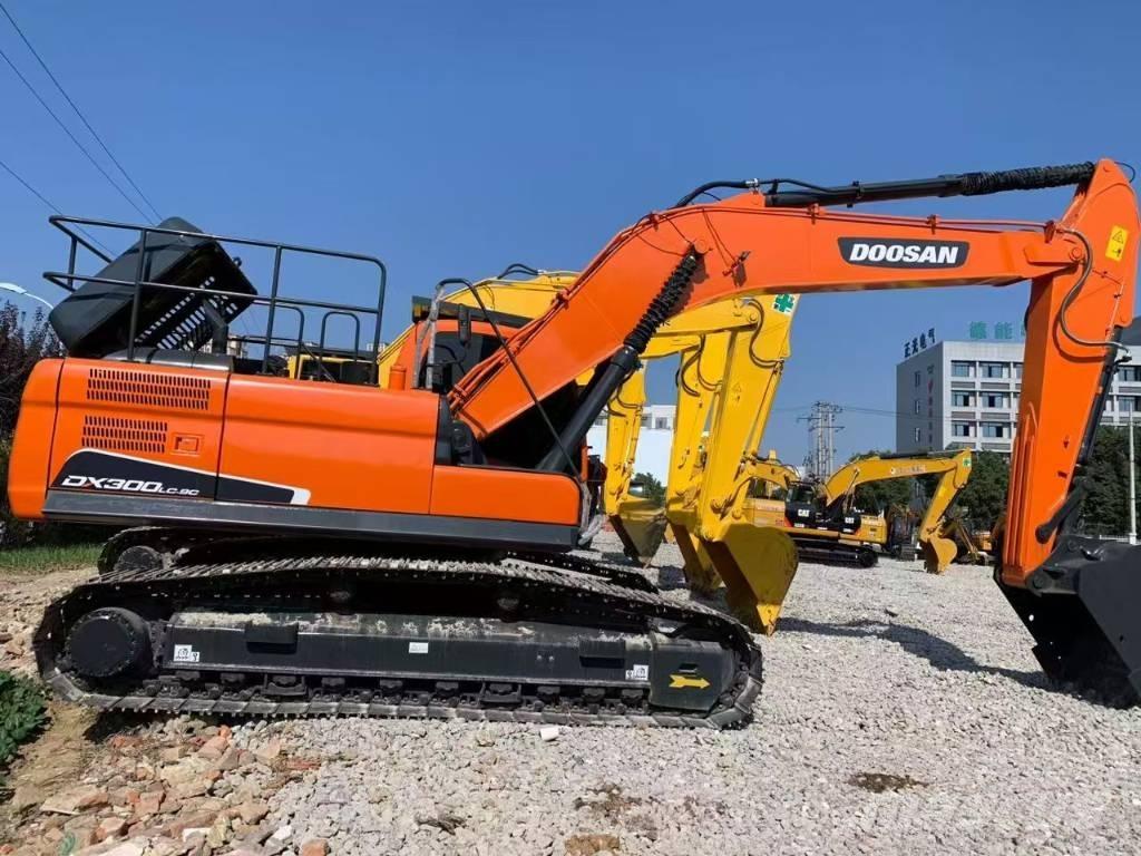 Doosan 300 Telakaivukoneet