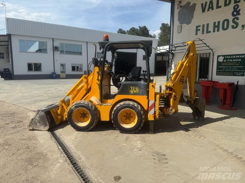JCB 1 CX Kaivurikuormaajat