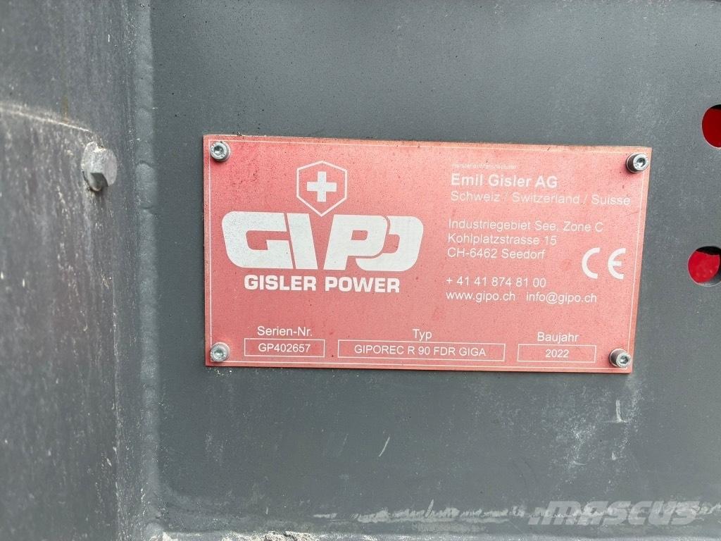 GIPO P090 GIGA Mobiilimurskaimet