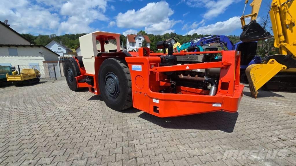 Toro 400 Maanalaiset lastauskoneet