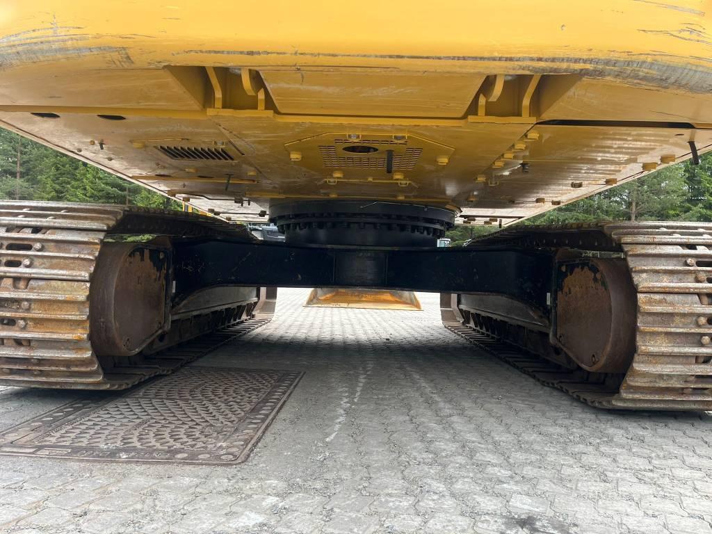 CAT 326 07A Next Gen Telakaivukoneet