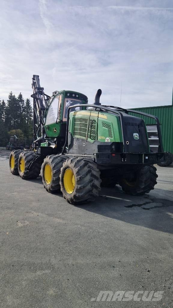 John Deere 1270 G Harvesterit