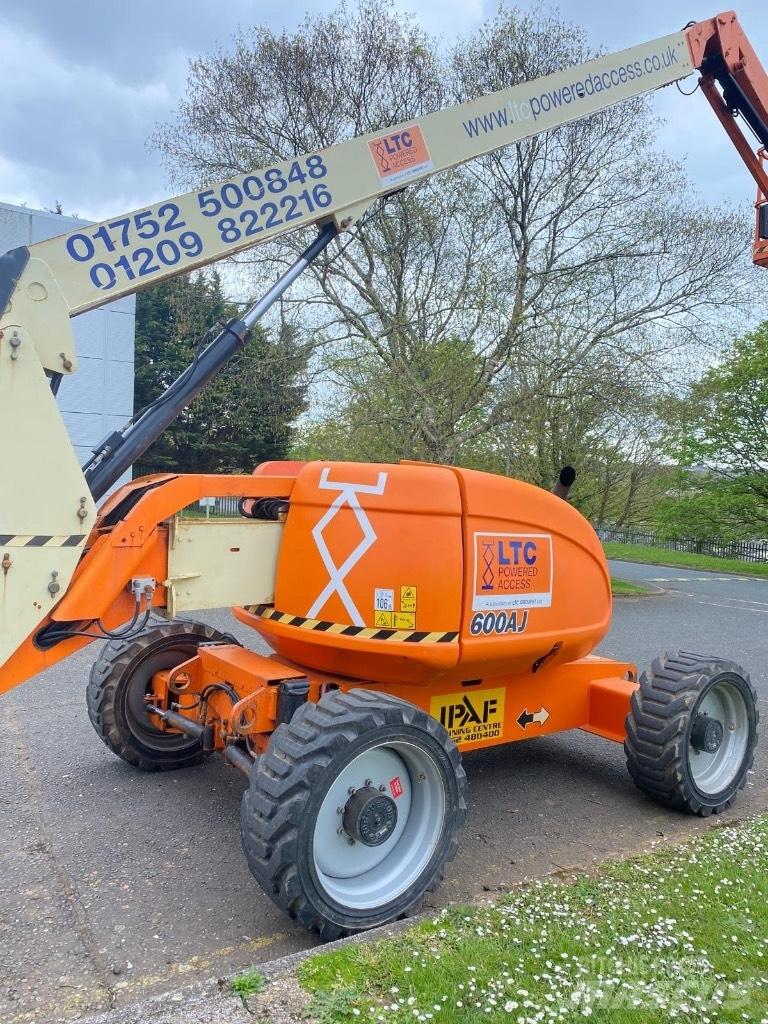 JLG 600 AJ Kuukulkijat
