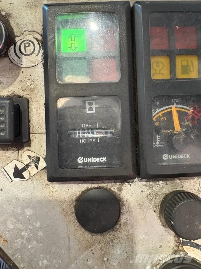 Combilift C 8000 Nelitietrukit