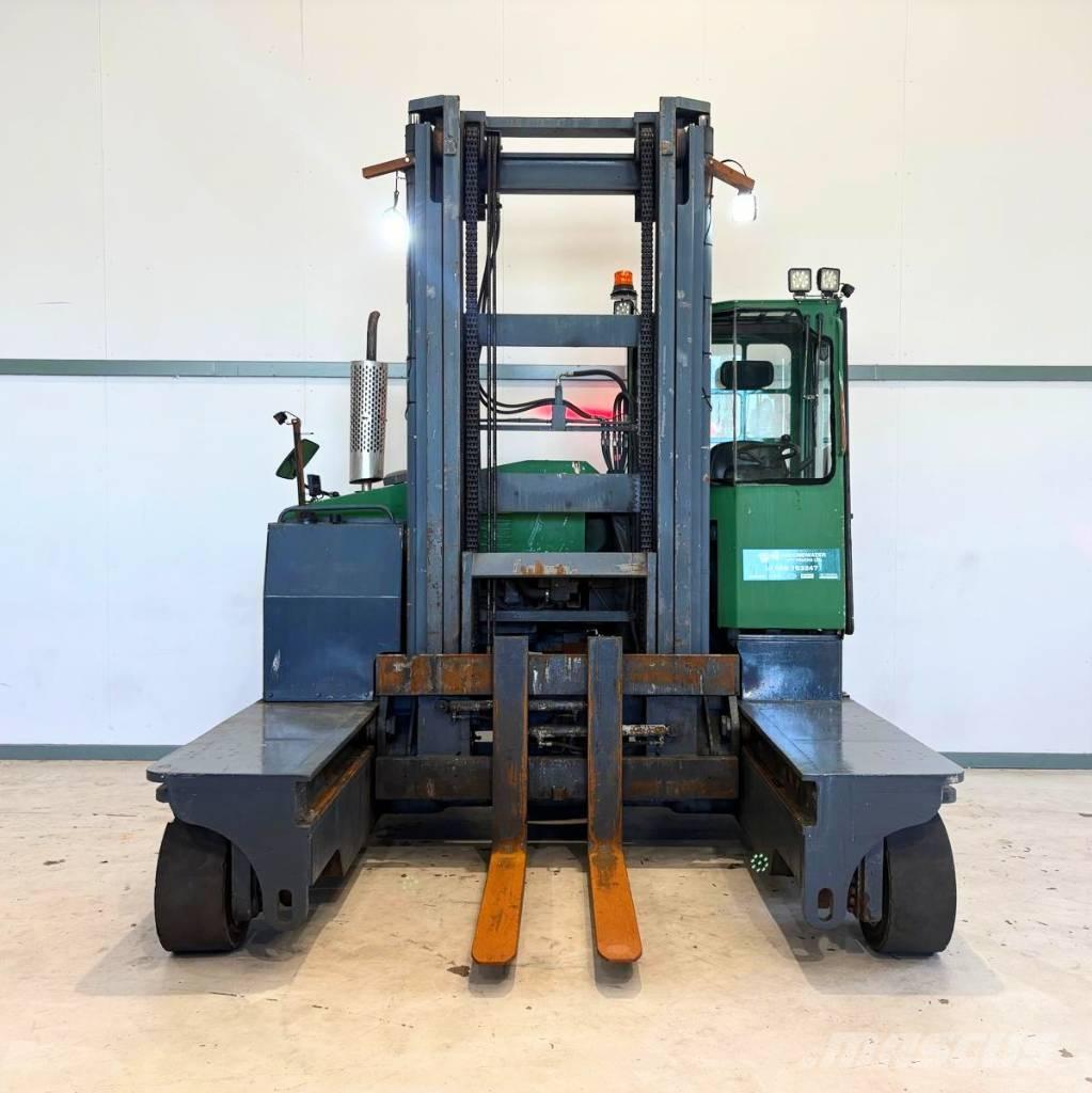 Combilift C 8000 Nelitietrukit