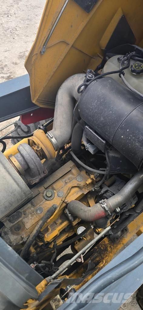 John Deere 310 L EP Kaivurikuormaajat