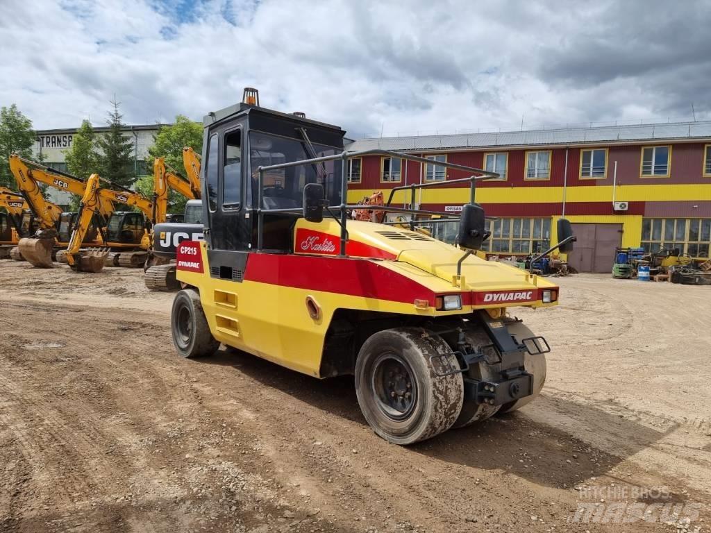 Dynapac CP 215 Kumipyöräjyrät