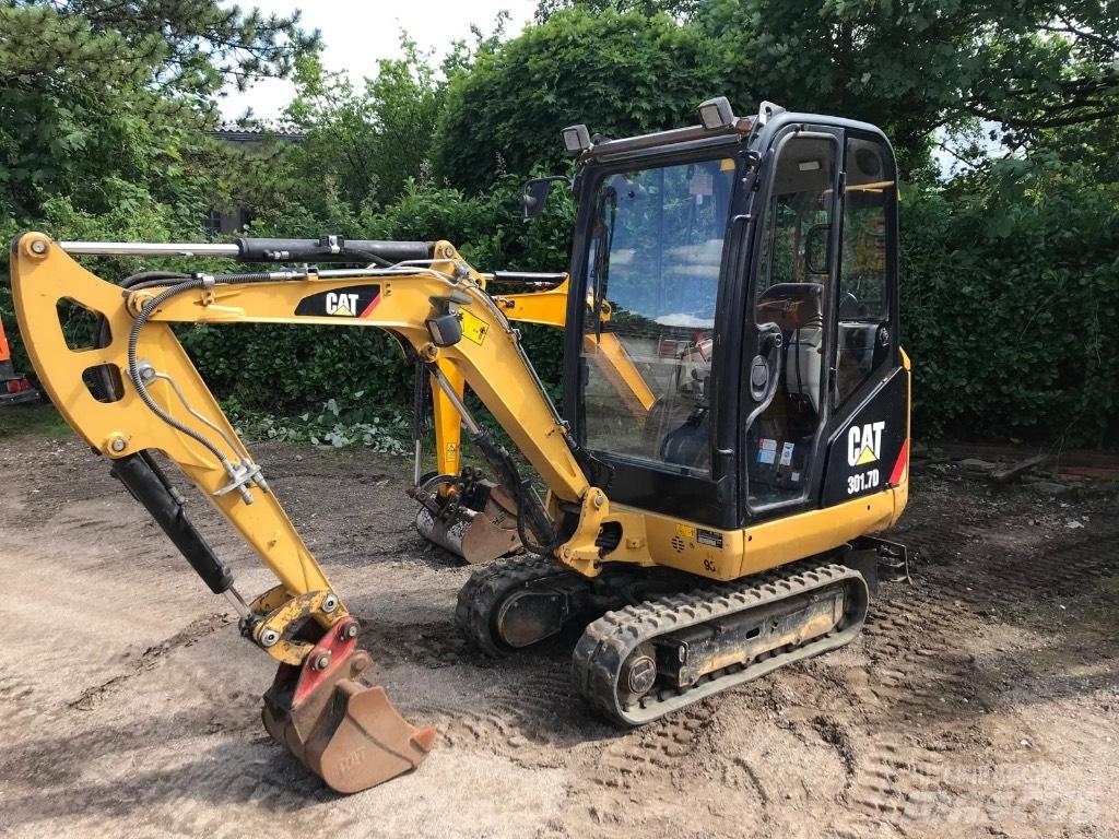 CAT 301.7 D Minikaivukoneet < 7t