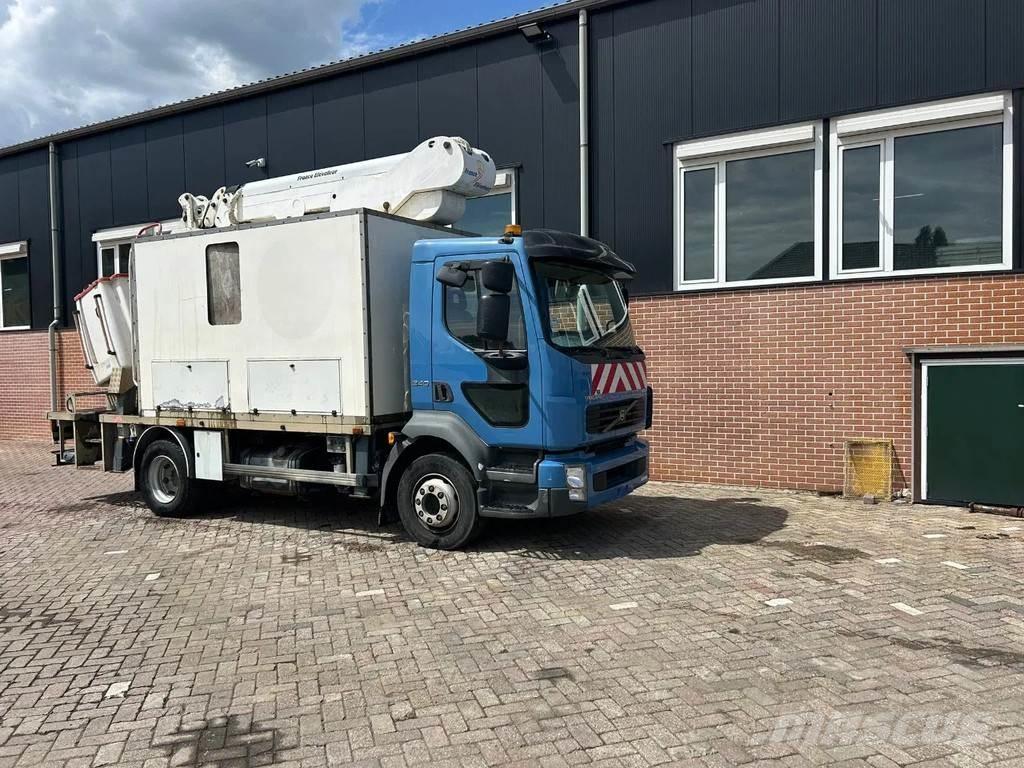 Volvo FL 240 Nostolava-autot