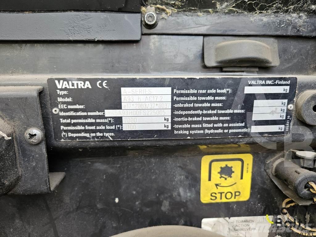 Valtra A 93H Traktorit
