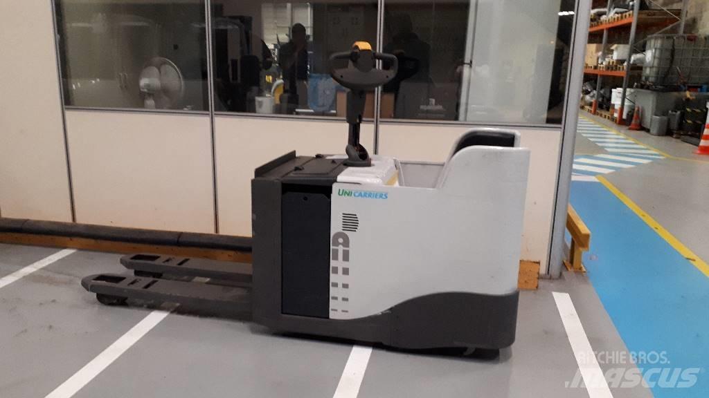 Atlet PMR 200 Lavansiirtotrukit ajotasolla