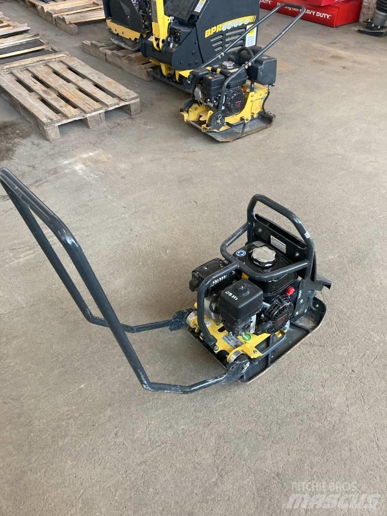 Bomag BP 10/35 Tärylevyt