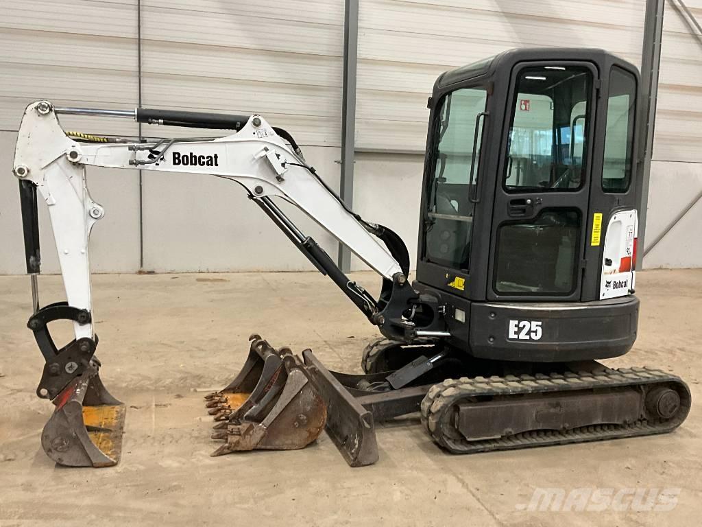 Bobcat E 25 Minikaivukoneet < 7t