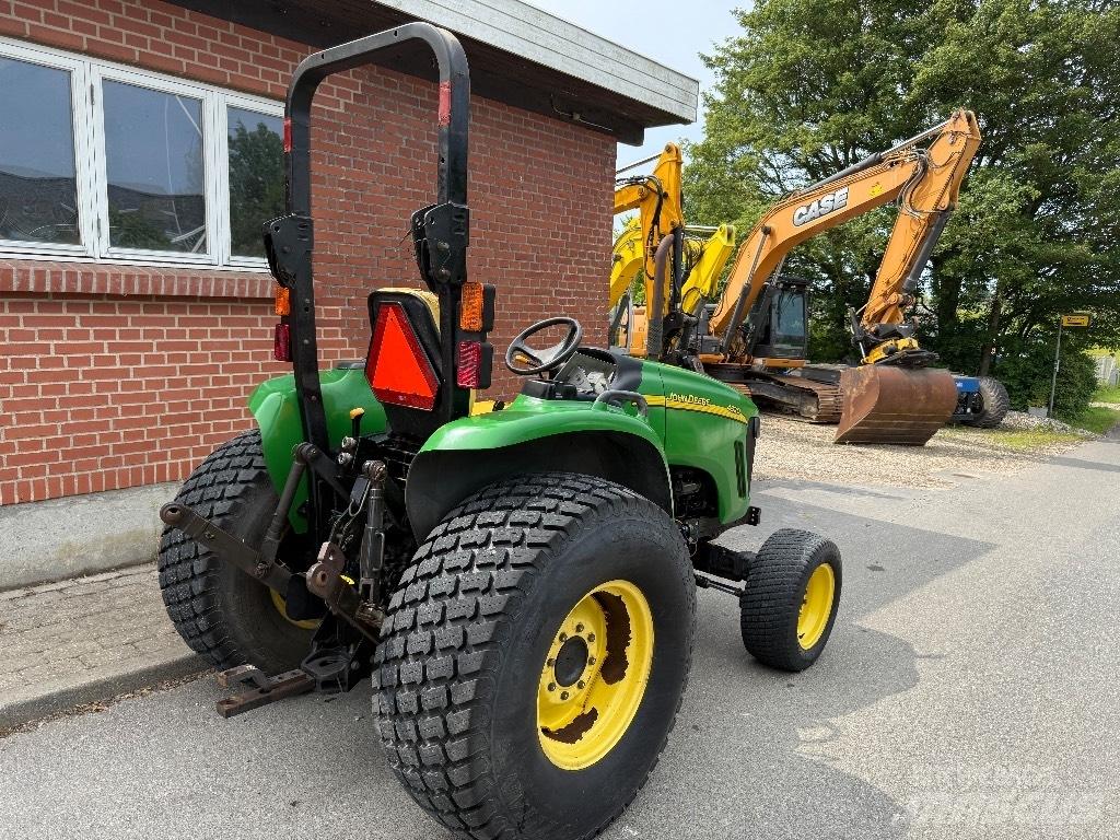 John Deere 4520 Taajamatraktorit