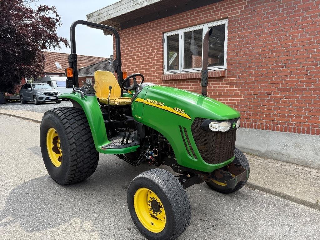 John Deere 4520 Taajamatraktorit