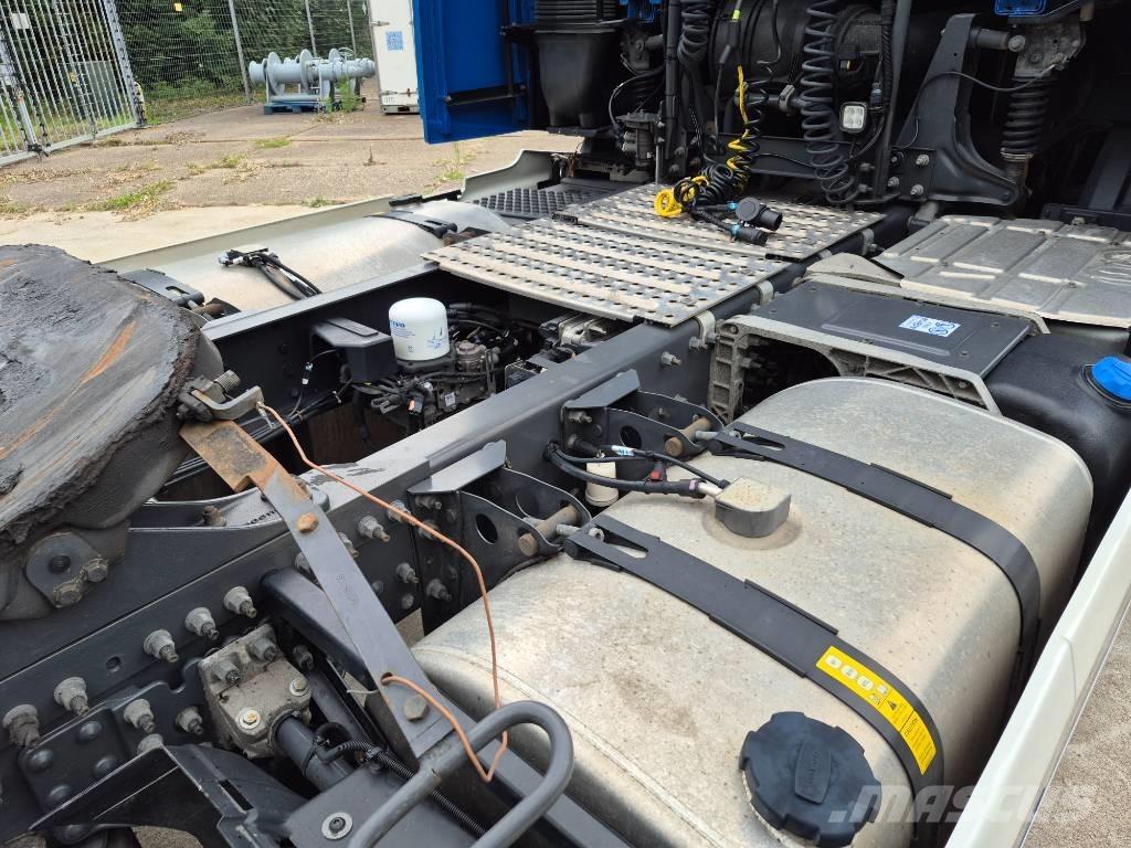 Volvo FH 500 Vetopöytäautot