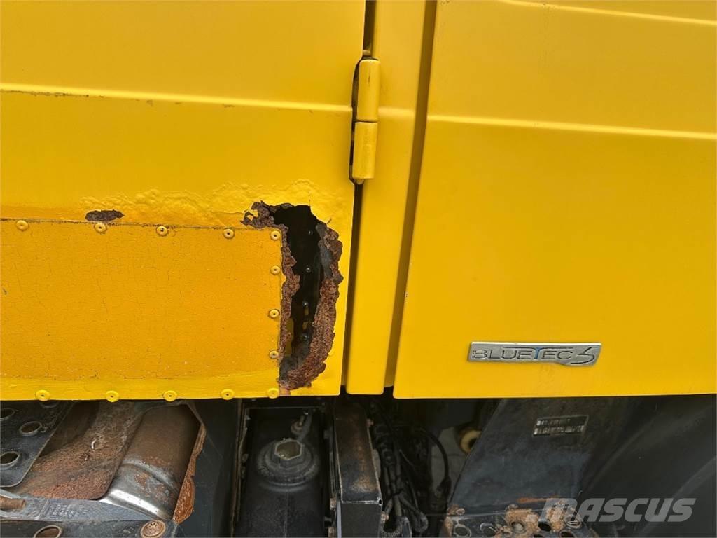 MB Trac U 4000 Traktorit