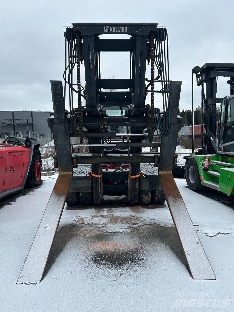 Kalmar DCG160-12 Dieseltrukit