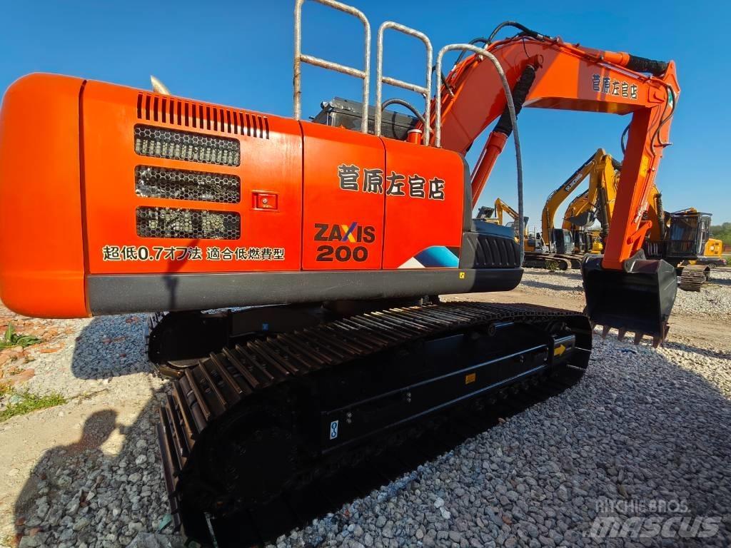 Hitachi ZX 200 Telakaivukoneet