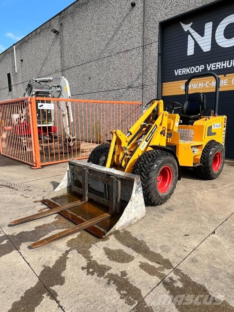 Knikmops KM 250 Pyöräkuormaajat