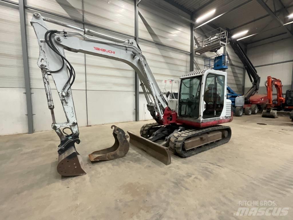 Takeuchi TB 175 Midikaivukoneet 7t - 12t