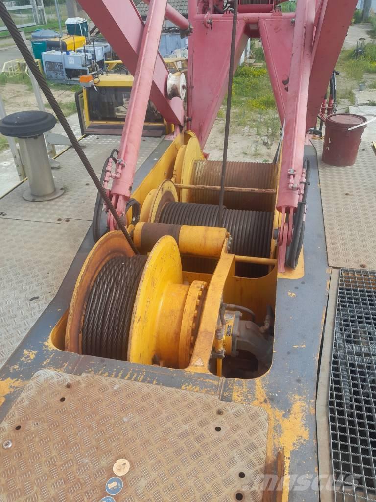 Liebherr LR 1130 Tela-alustaiset nosturit