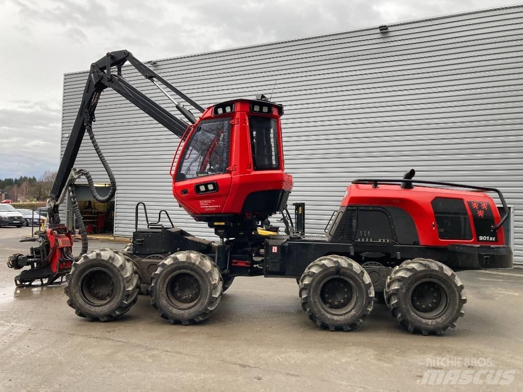 Komatsu 901 XC Harvesterit