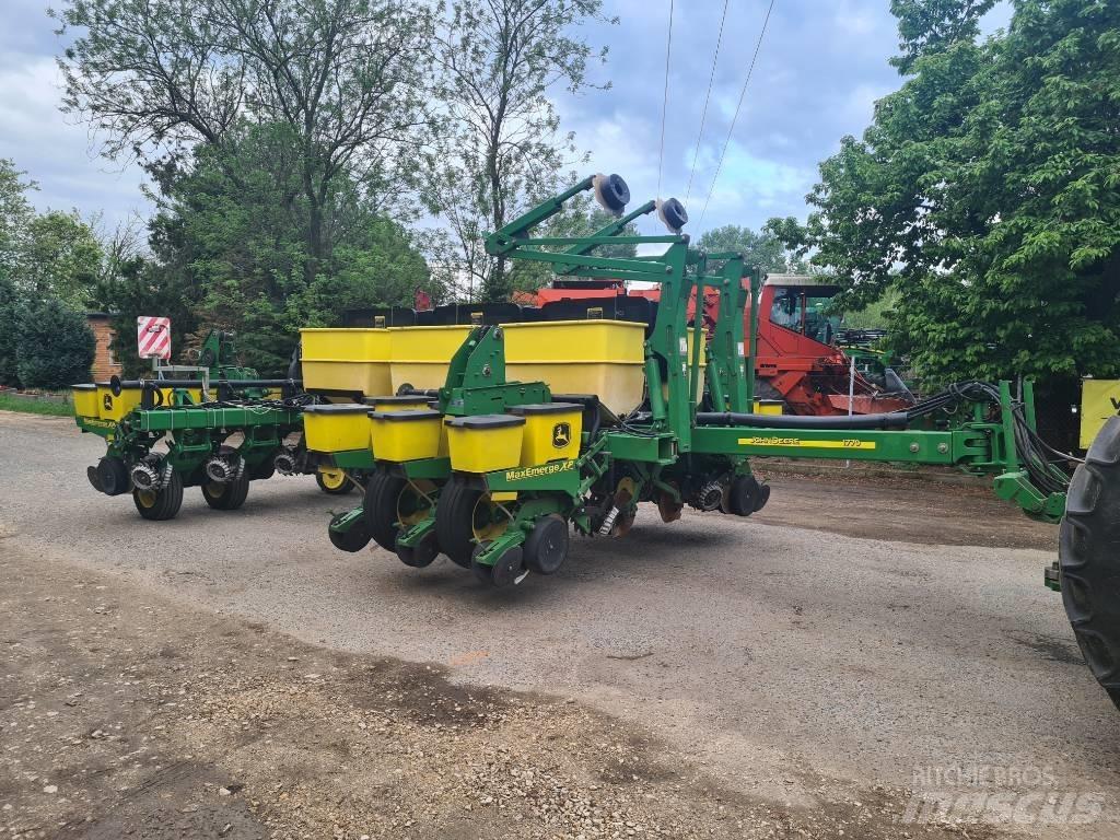 John Deere 1770 Istutuskoneet