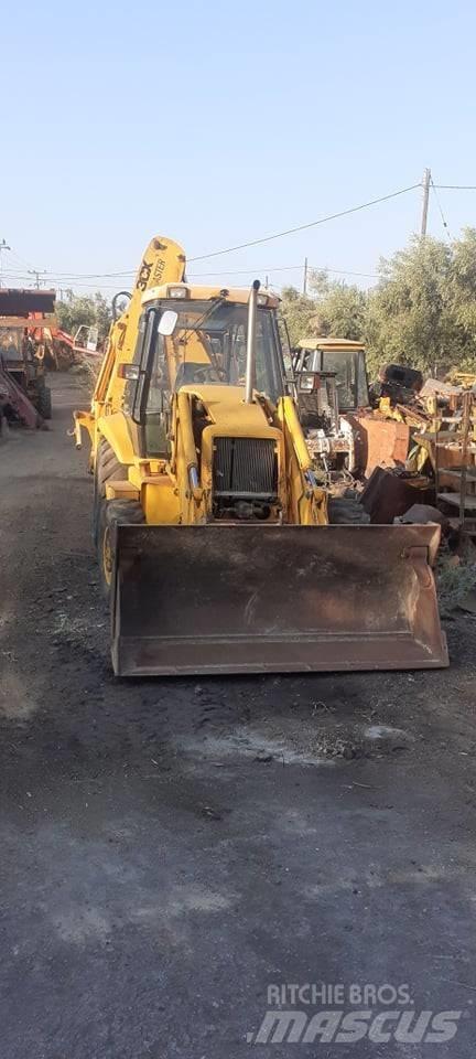 JCB 3 CX 4 T Kaivurikuormaajat