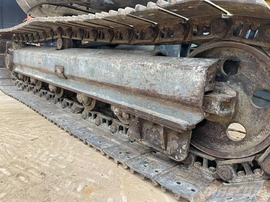 Wacker Neuson 8003 Midikaivukoneet 7t - 12t