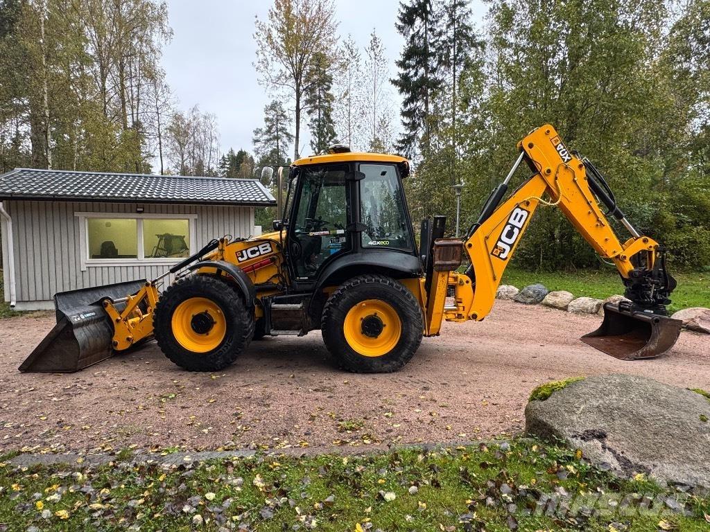 JCB 4 CX 14 HFCA Kaivurikuormaajat