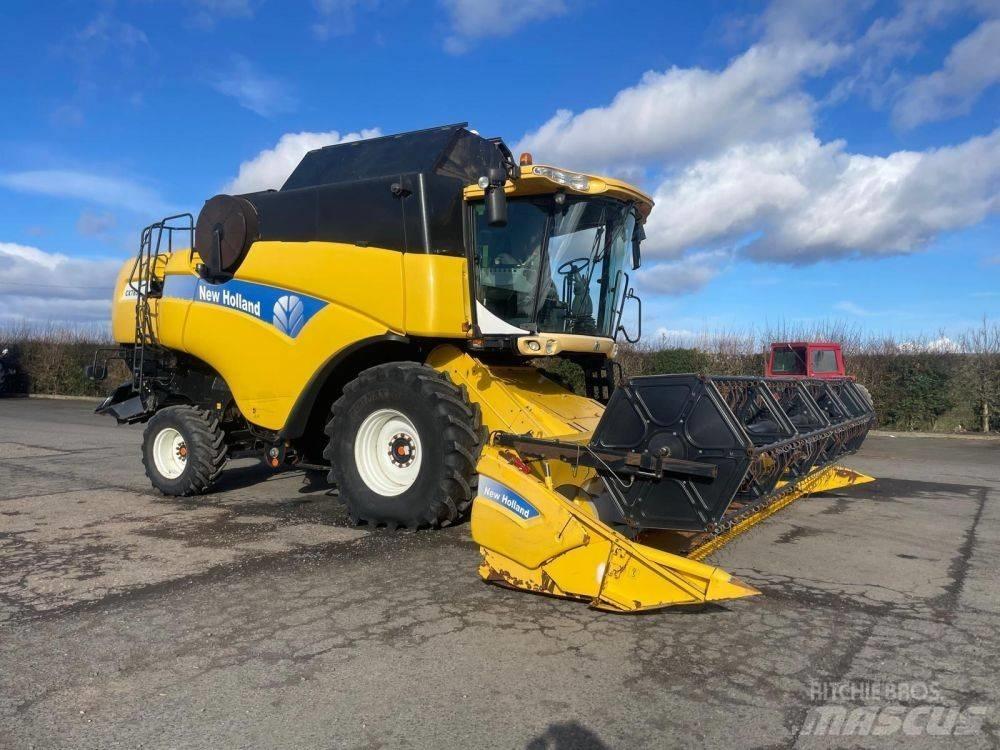 New Holland CX 780 Leikkuupuimurit