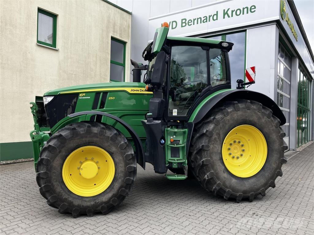 John Deere 6R 250 Traktorit