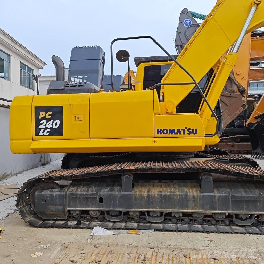 Komatsu PC 240 LC-8 Telakaivukoneet