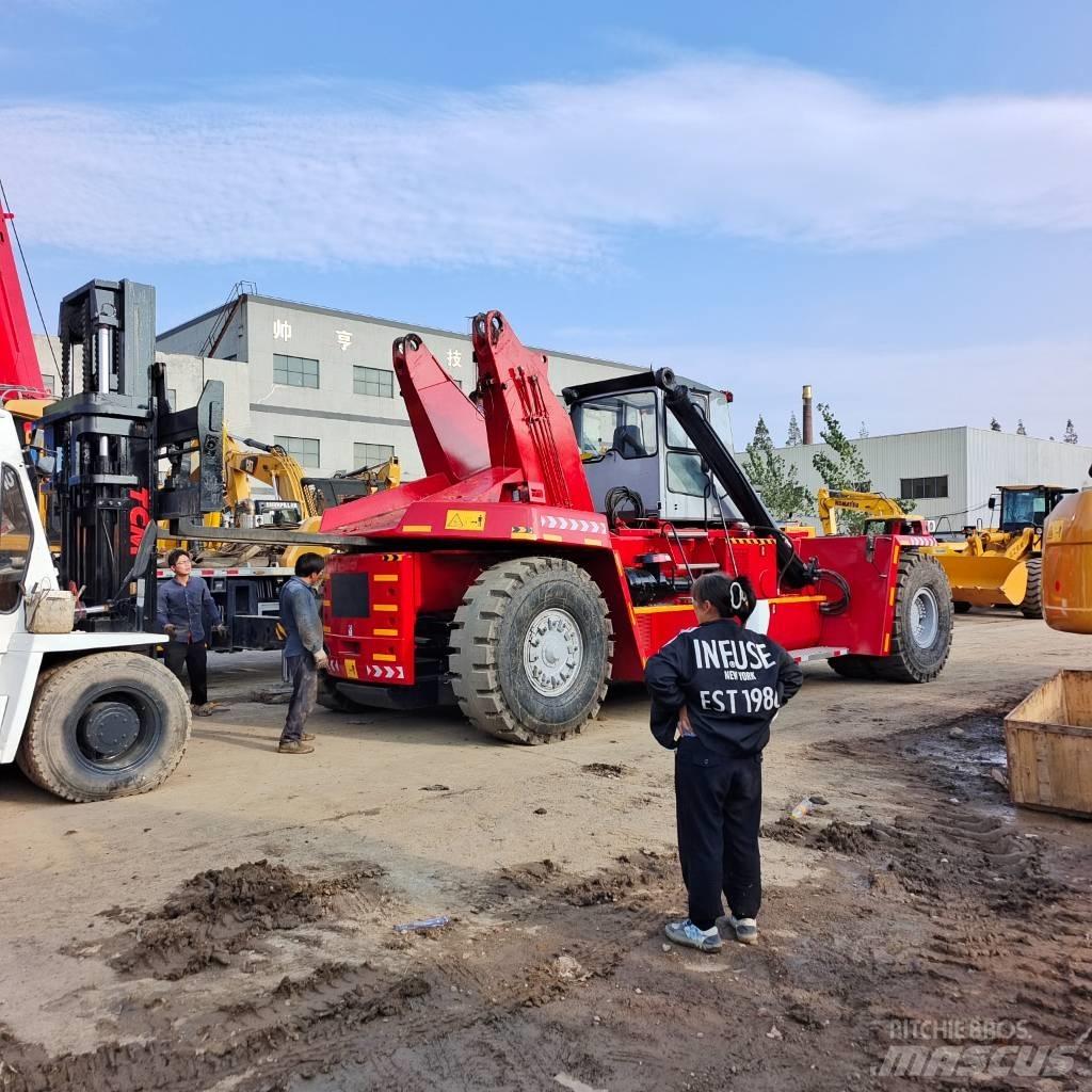 Kalmar DRF 450 Konttikurottajat