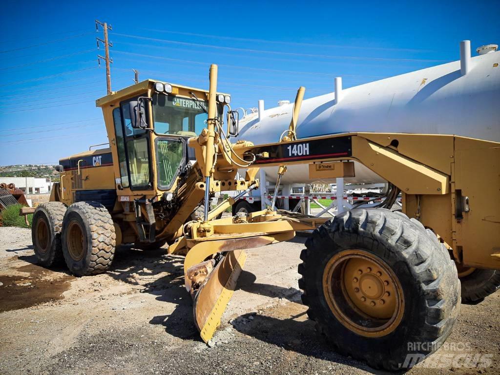 CAT 140 H Tiehöylät
