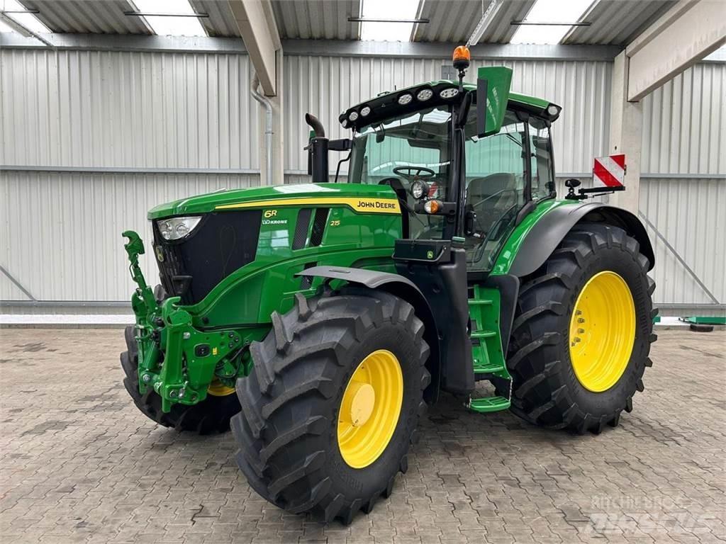 John Deere 6R 215 Traktorit